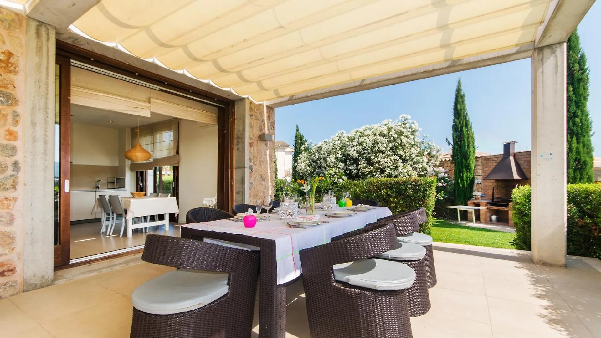 Villa Gran Barcares For 16 By Bebreeze Alcudia