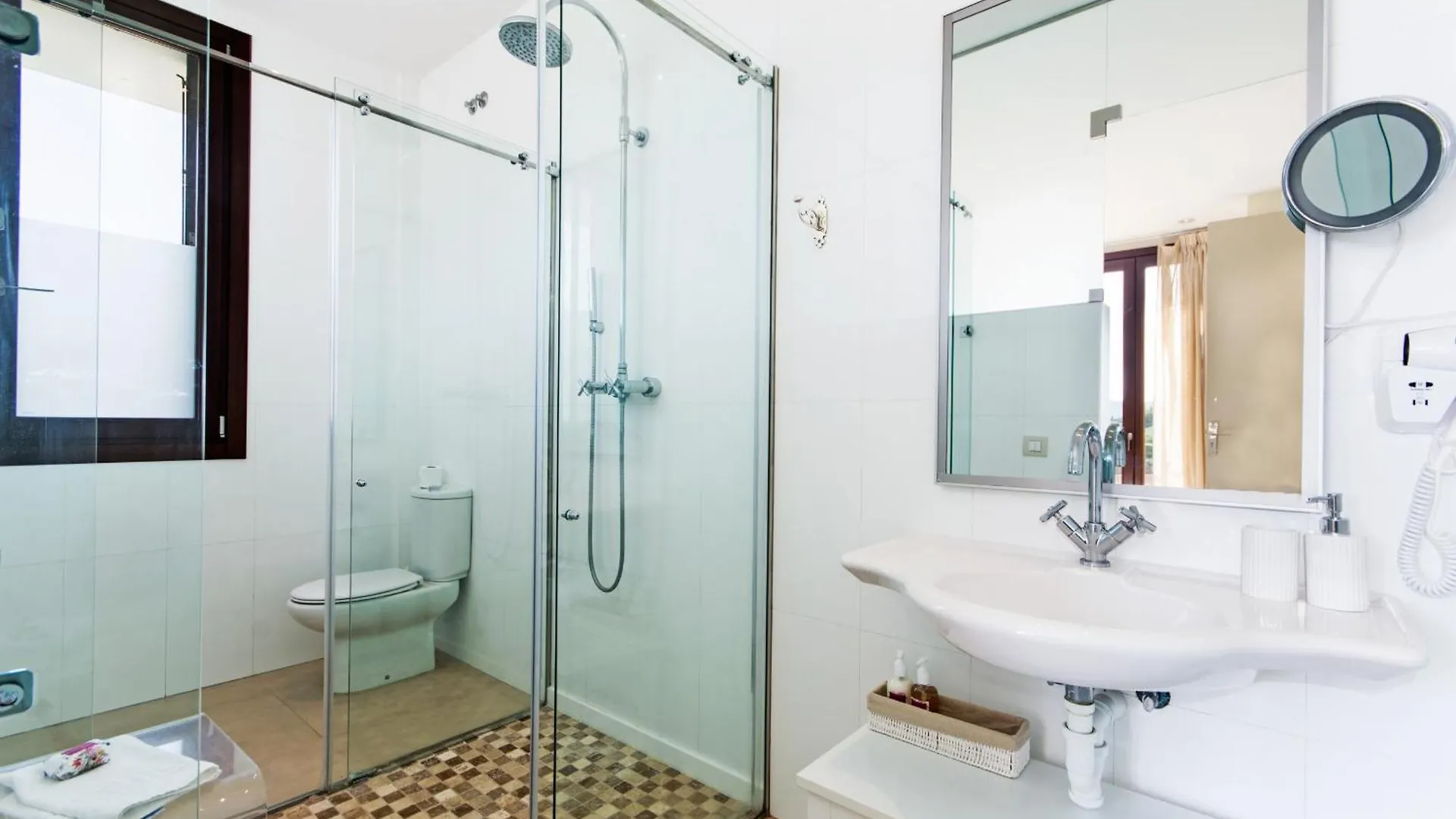 Villa Gran Barcares For 16 By Bebreeze Alcudia